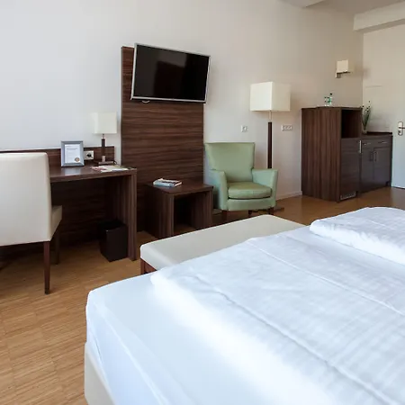 Hotel Halber Mond Heppenheim (Bergstrasse)