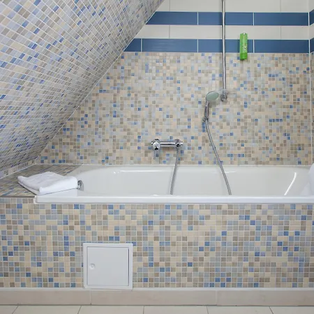 Hotel Halber Mond 3*