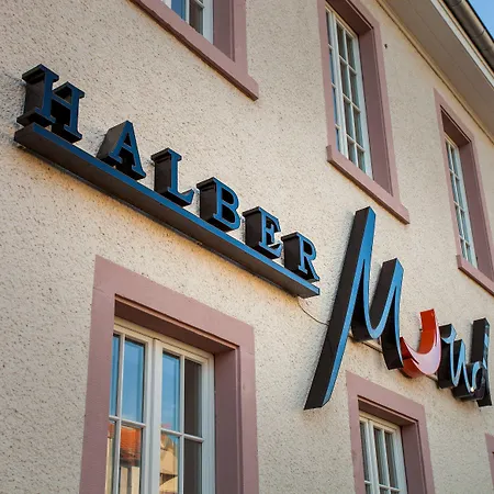 Hotel Halber Mond