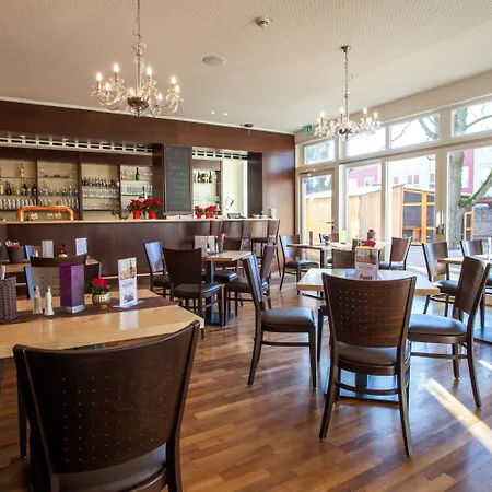 Halber Mond Hotel 3*