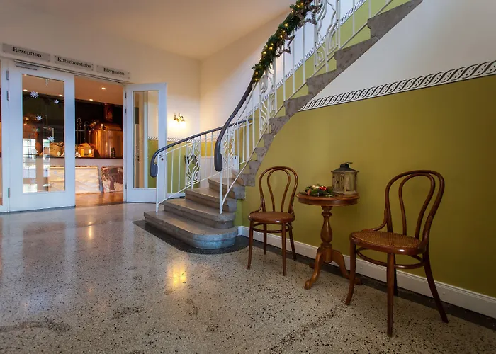 Halber Mond Heppenheim (Bergstrasse)