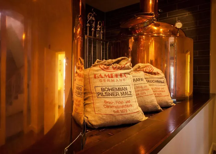 Halber Mond Szálloda